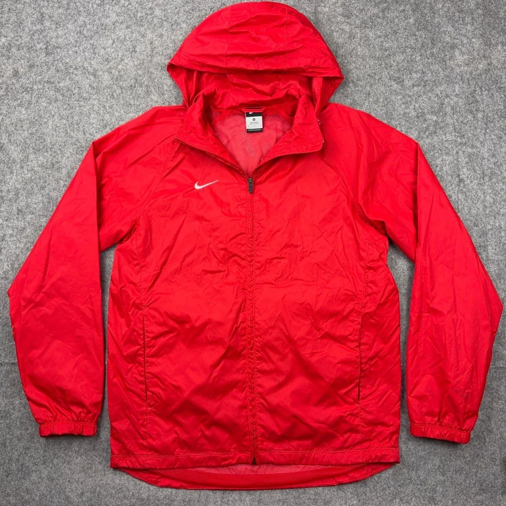 Nike Rain Jacket Mens Medium Red Foundation 12 Hooded Windbreaker Zip Soccer